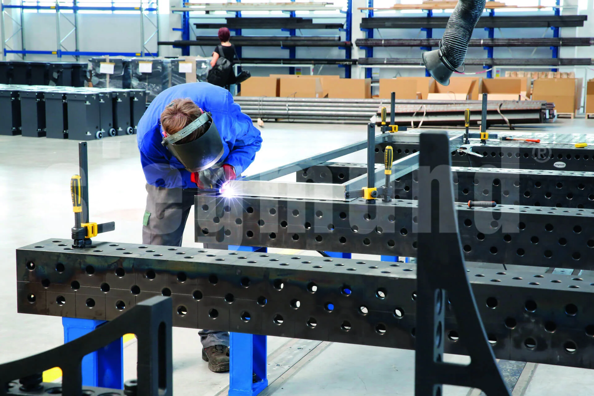 Siegmund online welding table